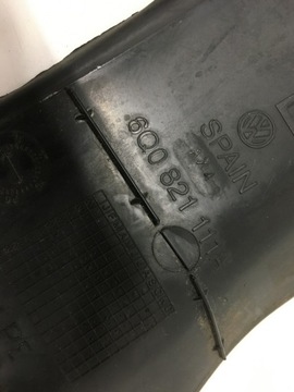 OSŁONA PRAWA LEWA POD BŁOTNIK VW POLO 05-08r 6Q0821112A 6Q0821111A