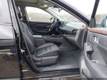 Nissan 2022 Nissan Rogue 2022r., 1.5l, od ubezpieczalni 1.5 Benzyna 201KM, zdjęcie 8