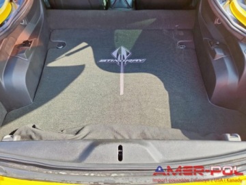 Chevrolet Corvette C7 2015 Chevrolet Corvette _C7_STINGRAY_Z51_2LT_6.2 L_455 km_2015r 6.2 Benzyna, zdjęcie 9