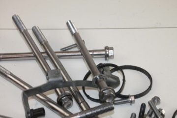 TRIUMPH SCRAMBLER 1200 XE КОМПЛЕКТ БОЛТОВ ДВИГАТЕЛЯ