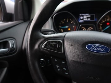 Ford Focus III Kombi Facelifting 1.6 TDCi 95KM 2015 Ford Focus 1.6 TDCi, Salon Polska, Serwis ASO, zdjęcie 14