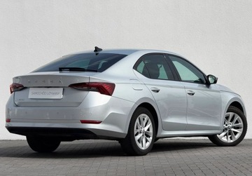 Skoda Octavia IV Liftback 1.5 TSI EVO 150KM 2022 Skoda Octavia Reflektory LED Kamera Keyless Lane Assist Salon PL FVAT, zdjęcie 1