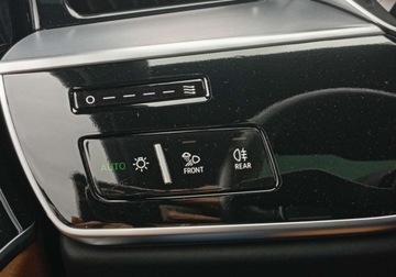 Audi A8 D5 Sedan 4.0 60 TFSI 460KM 2021 Audi A8 Kupiony w Polsce - Long - 4,0 - 460 KM 4.0 Benzyna 460KM, zdjęcie 39