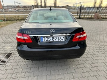 Mercedes Klasa E W212 Limuzyna 200 CGI BlueEFFICIENCY 184KM 2011 Mercedes E 200 CGI, 1.8B, Idealny-jak now,Alufelgi, zdjęcie 4