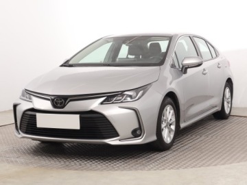 Toyota Corolla XII Sedan 1.5 VVT-i 125KM 2022 Toyota Corolla 1.5 VVT-i, Salon Polska, zdjęcie 1