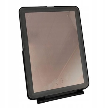 Портативное дорожное зеркало для макияжа.