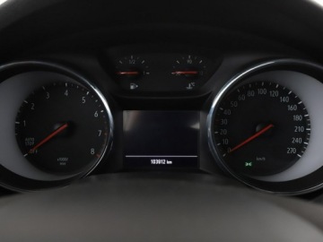 Opel Astra K Hatchback 5d 1.4 Turbo 125KM 2019 Opel Astra Navi, PDC, Bluetooth, zdjęcie 21