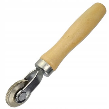 ROLKA DOCISKOWA 4MM DO ŁATEK OPON Z DREWNIANĄ RĄCZKĄ I ŁOŻYSKIEM - STIX