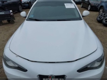 Alfa Romeo Giulia II Sedan 2.0 TBi 280KM 2018 Alfa Romeo Giulia 2018 2.0l 2.0 Benzyna 280KM, zdjęcie 8