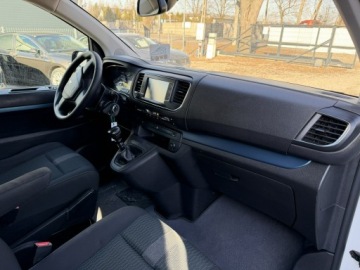 Peugeot Traveller Compact 2.0 BlueHDi 150KM 2019 Peugeot Traveller 2.0 HDI 150KM 8 osób, zdjęcie 18