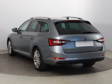 Skoda Superb III Kombi 2.0 TDI 190KM 2017 Skoda Superb 2.0 TDI, Salon Polska, 187 KM, Navi, zdjęcie 3