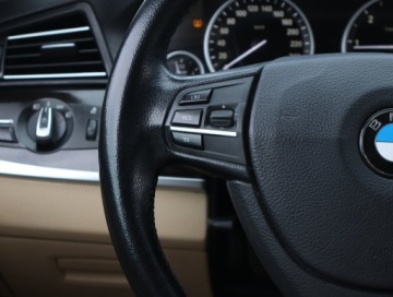 BMW Seria 5 F10-F11 Touring Facelifting 520d 190KM 2016 BMW 5 520d, Salon Polska, 187 KM, 4X4, Automat, zdjęcie 20