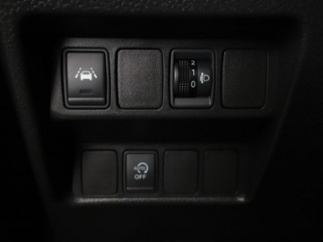 Nissan Qashqai II Crossover 1.2 DIG-T 115KM 2017 Nissan Qashqai Navi Kamera cofania Klimatyzacja, zdjęcie 31