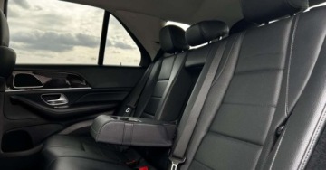 Mercedes GLE V167 SUV 2.0 300d 245KM 2019 Mercedes-Benz GLE Salon PL AMG Line Kamera Airmatic Carplay Android Auto F, zdjęcie 25