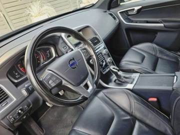 Volvo XC60 I SUV Facelifting 2.0 D3 DRIVE-E 150KM 2016 Volvo XC 60 R-Design___2.0 D3 150KM Geartronik BiXenon LED Skora Kamera Vi, zdjęcie 17