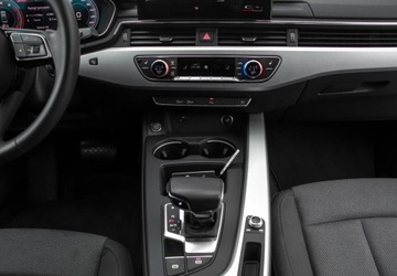 Audi A4 B9 2024 Audi A4 Limousine 2.0TFSI 150KM, S-Tronic, Dach szklany, wirtualny kokpit, zdjęcie 15