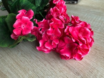 ИСКУССТВЕННЫЙ БУКЕТ ИЗ ГЕРАНИ 47СМ ИСКУССТВЕННЫЕ ЦВЕТЫ КРАСНЫЙ