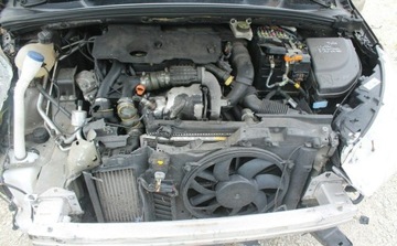 DS 4 I Hatchback (Citroen) 1.6 HDi 112KM 2012 Citroen DS4 1.6 Diesel 112KM, zdjęcie 11