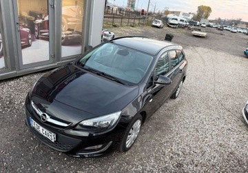 Opel Astra J Sports Tourer Facelifting 1.6 Twinport ECOTEC 115KM 2013 Opel Astra 1 wlasciciel, auto bezwypadkowy, NISKI POTWIERDZONY PRZEBIEG, zdjęcie 21