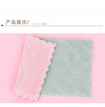 Двухслойная впитывающая посуда из микрофибры.