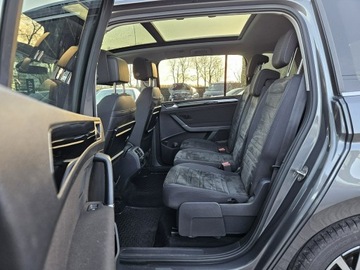 Volkswagen Touran III 1.6 TDI 110KM 2015 Volkswagen Touran 1,6 diesel 110KM panorama navi, zdjęcie 5