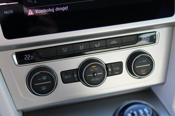 Volkswagen Passat B8 Limousine Facelifting 1.5 TSI EVO 150KM 2019 Volkswagen Passat ESSENCE LED, zdjęcie 20