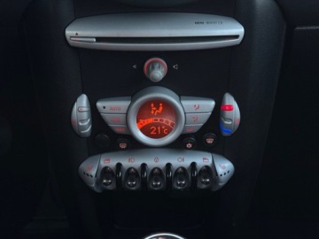 Mini One II Hatchback 1.4 95KM 2010 MINI ONE 1.4 Benz, Zadbany, Bogato Wyposazony 1.4 Benzyna 95KM, zdjęcie 18