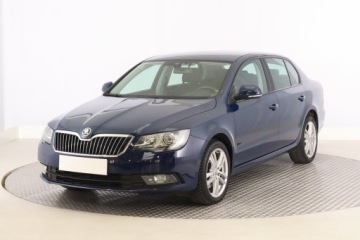 Skoda Superb II Sedan Facelifting 1.8 TSI 160KM 2015 Skoda Superb 1.8 TSI, Salon Polska, Klima, zdjęcie 1