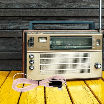 ANTENA FM ANTENA RADIOWA