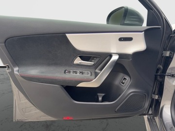 Mercedes Klasa A W177/V177 Sedan AMG 2.0 AMG 35 306KM 2022 Mercedes-Benz A 35 AMG A 35 4MATIC Limuzyna, zdjęcie 14