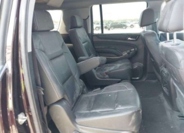 Chevrolet Suburban GMT900 2020 Chevrolet Suburban 2020, 5.3L, LT, od ubezpieczalni 5.3 Benzyna 355KM, zdjęcie 10