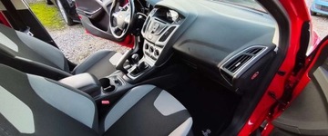 Ford Focus III Kombi 1.0 EcoBoost 125KM 2012 Ford Focus Ford Focus 1.0 EcoBoost Start-Stopp-System Champions Edition, zdjęcie 10