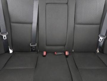 Toyota Avensis II Kombi 2.0 D-4D 116KM 2004 Toyota Avensis 2.0 D-4D, Klima, Klimatronic,ALU, zdjęcie 9