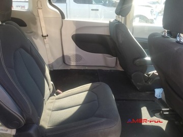 Chrysler Voyager V 2020 Chrysler Voyager 2020 r., 3,6 L LX 3.6 Benzyna 287KM, zdjęcie 10