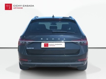 Skoda Superb III Kombi Facelifting 2.0 TDI SCR 200KM 2021 Skoda Superb Superb Combi Style 2.0 TDI 200 KM DSG Matrix Pano Webas Hak, zdjęcie 3