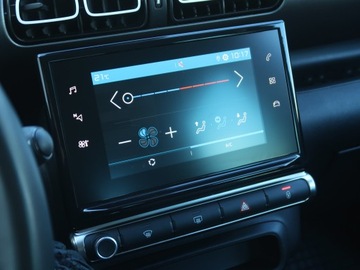 Citroen C3 Aircross  I Crossover Facelifting 1.2 PureTech 110KM 2022 Citroen C3 Aircross 1.2 PureTech, Salon Polska, zdjęcie 13