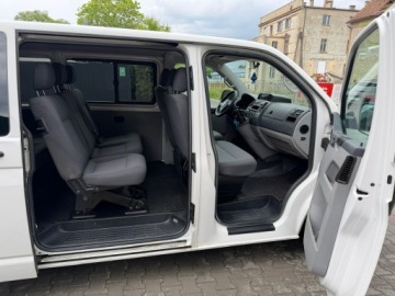 Volkswagen Caravelle T5 Caravelle Facelifting długi rozstaw osi 2.0 TDI 84KM 2014 Volkswagen Transporter 2.0 TDI 9-Osobowy, zdjęcie 9