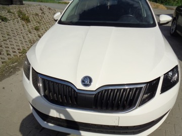 SKODA OCTAVIA III 3 LIFT MASKA POKRYWA SILNIKA LF9E 17r>
