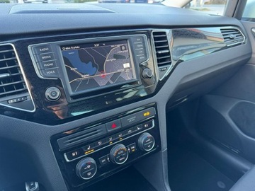 Volkswagen Golf Sportsvan Sportsvan 1.4 TSI BlueMotion Technology 125KM 2017 Volkswagen Golf Sportsvan Sound*Navi, zdjęcie 17