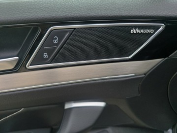 Volkswagen Passat B8 Limousine Facelifting 1.5 TSI EVO 150KM 2020 Volkswagen Passat ELEGANCE Dynaudio Virtual 1.5 TSI DSG Salon Polska, zdjęcie 10