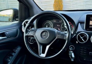 Mercedes Klasa B W246 Sports Tourer 180 CDI BlueEFFICIENCY 109KM 2012 Mercedes-Benz Klasa B Mercedes-Benz Klasa B 180 CDI (BlueEFFICIENCY) 7G-DCT, zdjęcie 6
