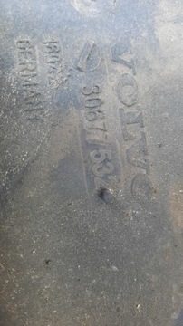 POUZDRO FILTRU VZDUCHU 30677532 VOLVO S40 II 2.4