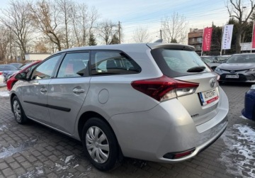 Toyota Auris II Touring Sports Facelifting 1.33 Dual VVT-i 99KM 2017 Toyota Auris salon Polska, serwis ASO Toyota, Gwarancja 1.3 Benzyna 99KM, zdjęcie 18
