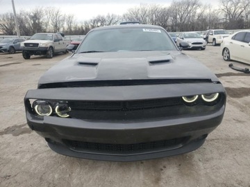 Dodge Challenger III 2021 Dodge Challenger Sxt 2021 3.6l 3.6 Benzyna 303KM, zdjęcie 5