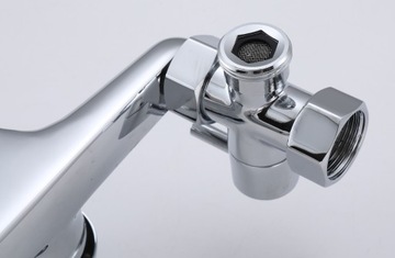 Смеситель для ванны и душа с клапаном