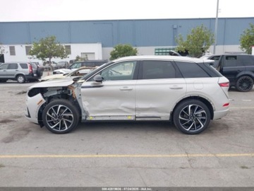 Lincoln 2024 Lincoln Corsair Grand Touring 2024 2.5l 2.5 Hybryda 266KM, zdjęcie 2