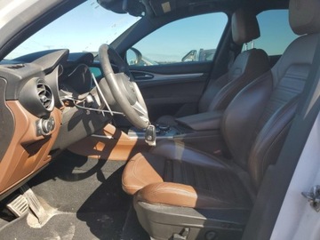 Alfa Romeo Stelvio SUV 2.0 Turbo 280KM 2018 Alfa Romeo Stelvio Ti Sport 2018 2.0l 2.0 Benzyna 280KM, zdjęcie 7