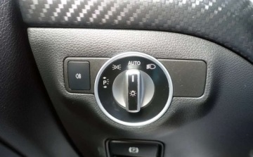 Mercedes Klasa A W176 Hatchback 5d Facelifting 200 d 136KM 2015 Mercedes-Benz Klasa A 200CDI 136KM AMG Line Niski przebieg Biksenon Skora, zdjęcie 29
