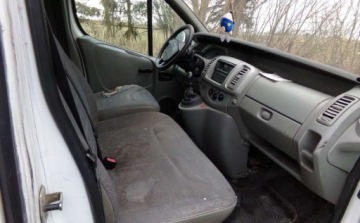 Renault Trafic II Furgon 2.0 dCi 115KM 2010 Renault Trafic Renault Trafic Passenger FAP L2H1 Expression 2.0 Diesel, zdjęcie 10