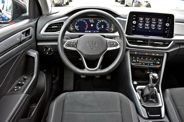 Volkswagen T-Roc I SUV Facelifting 1.5 TSI ACT 150KM 2024 Volkswagen T-Roc Bezwypadkowy / Salon Polska /, zdjęcie 13